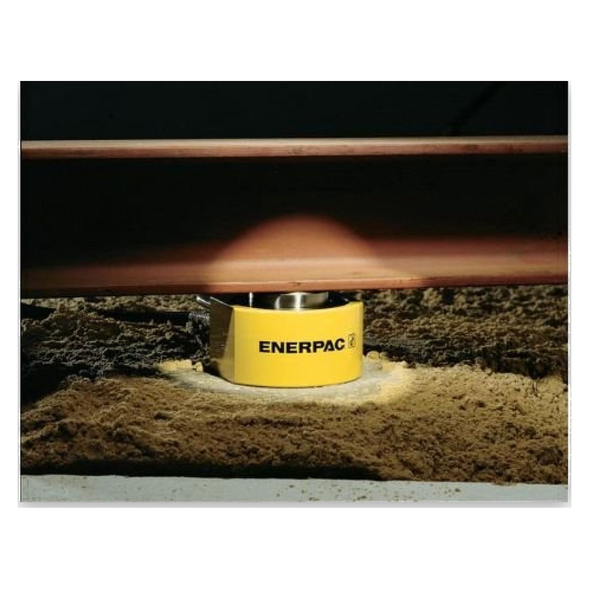 Low Height Hydraulic Cylinder, 295 kN, 62 mm Stroke - Enerpac RCS302