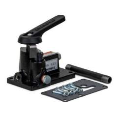 Enerpac VM32, Pump Mounted Directional Control Valve, Manual, 3-way, 2-position