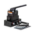 Enerpac VM43L, Pump Mounted Directional Control Valve, Manual, 4-way, 3-position, Tandem Center, Locking