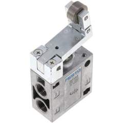 Festo 8989. Toggle lever valve with idle return LO-3-1/4-B