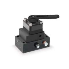 Enerpac VM33VAC, Válvula de control direccional montadas en bomba, Manual, 3-vias, 3-posición, Venturi Return Assist