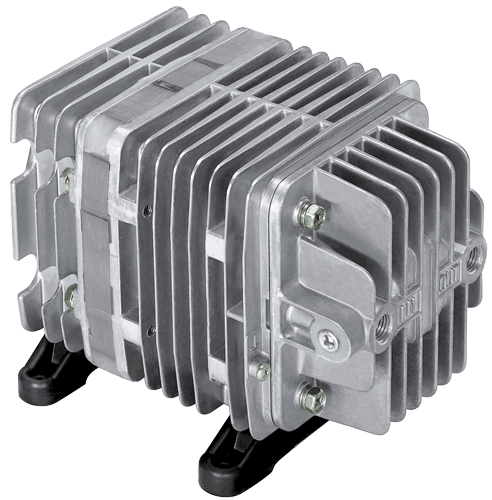 Nitto Kohki VP0660. AC Kolben Vakuumpumpen 230V/50Hz